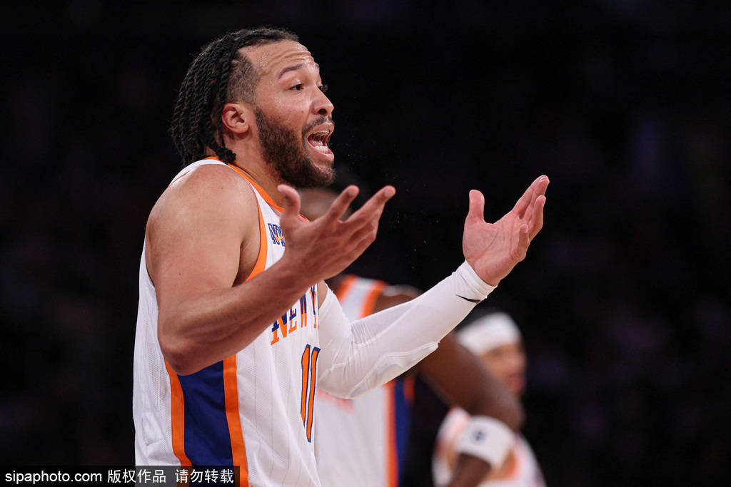 布伦森的关键三分助尼克斯晋级，底特律活塞重燃希望