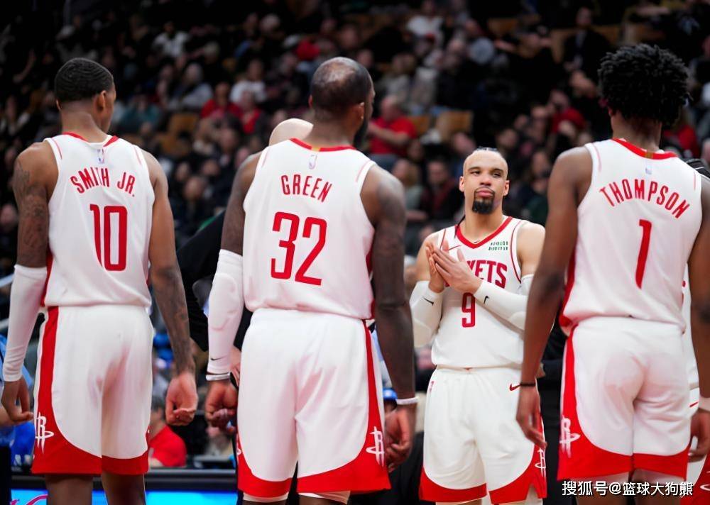 2首发+选秀权,火箭队换来西部第7巨星!斯通成功捡漏,哪弱补哪