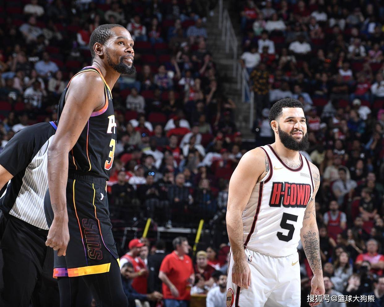 2首发+选秀权,火箭队换来西部第7巨星!斯通成功捡漏,哪弱补哪