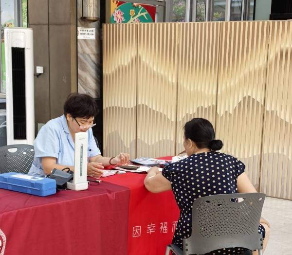 伏羊盛宴遇苏超激情 徐州万科34社区燃动今夏邻里情