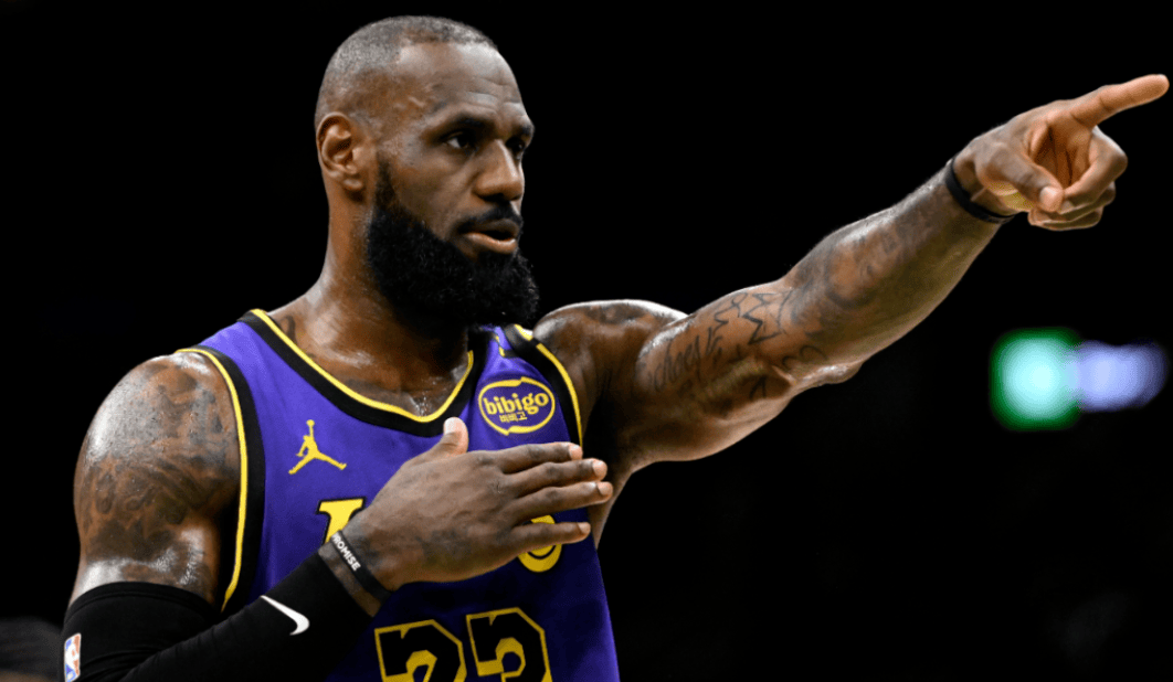 拒绝续约！湖人再出狠招，詹姆斯非常被动！