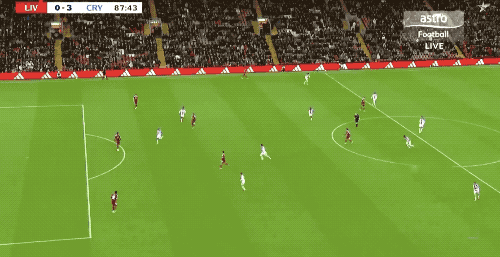 豪门悲喜夜:利物浦0-3出局7场6负 阿森纳2-0迎8连胜 曼城3-1逆转